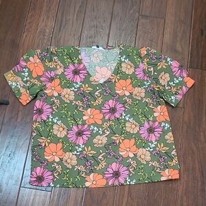 Michelle McDowell Olive Green Floral Top size Large